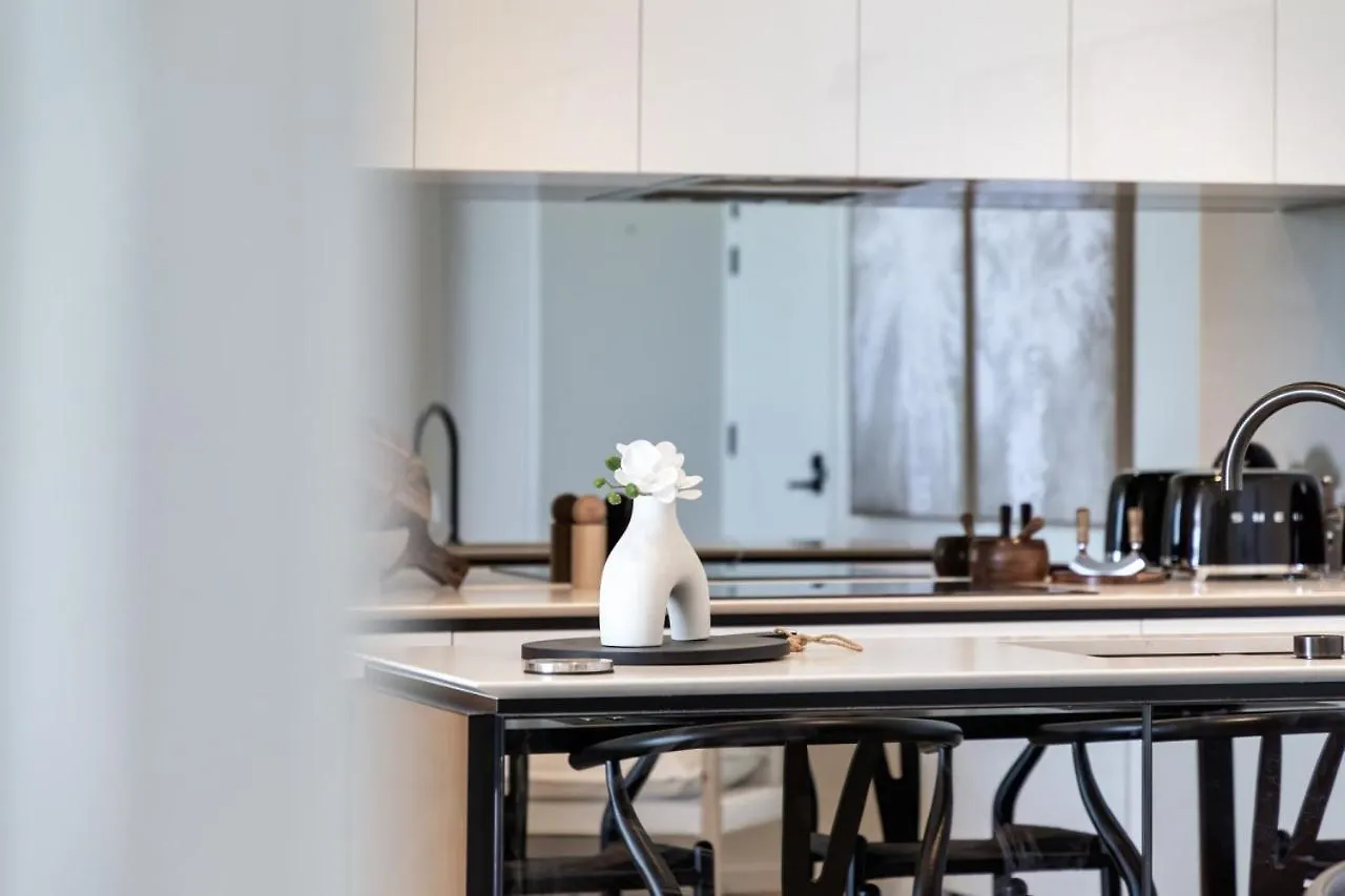 The Luxe Surf And Sea Suite Gold Coast