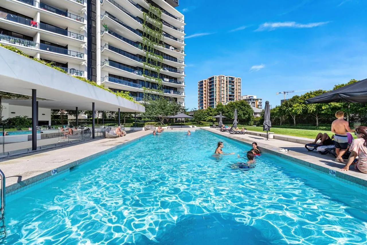 The Luxe Surf And Sea Suite Gold Coast
