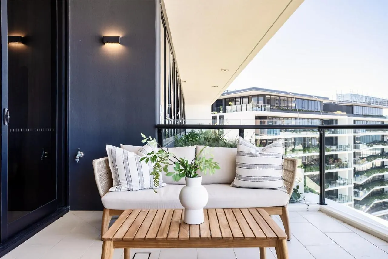 The Luxe Surf And Sea Suite Gold Coast Australia