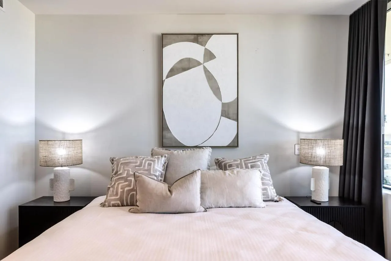 Apartment The Luxe Surf And Sea Suite Gold Coast